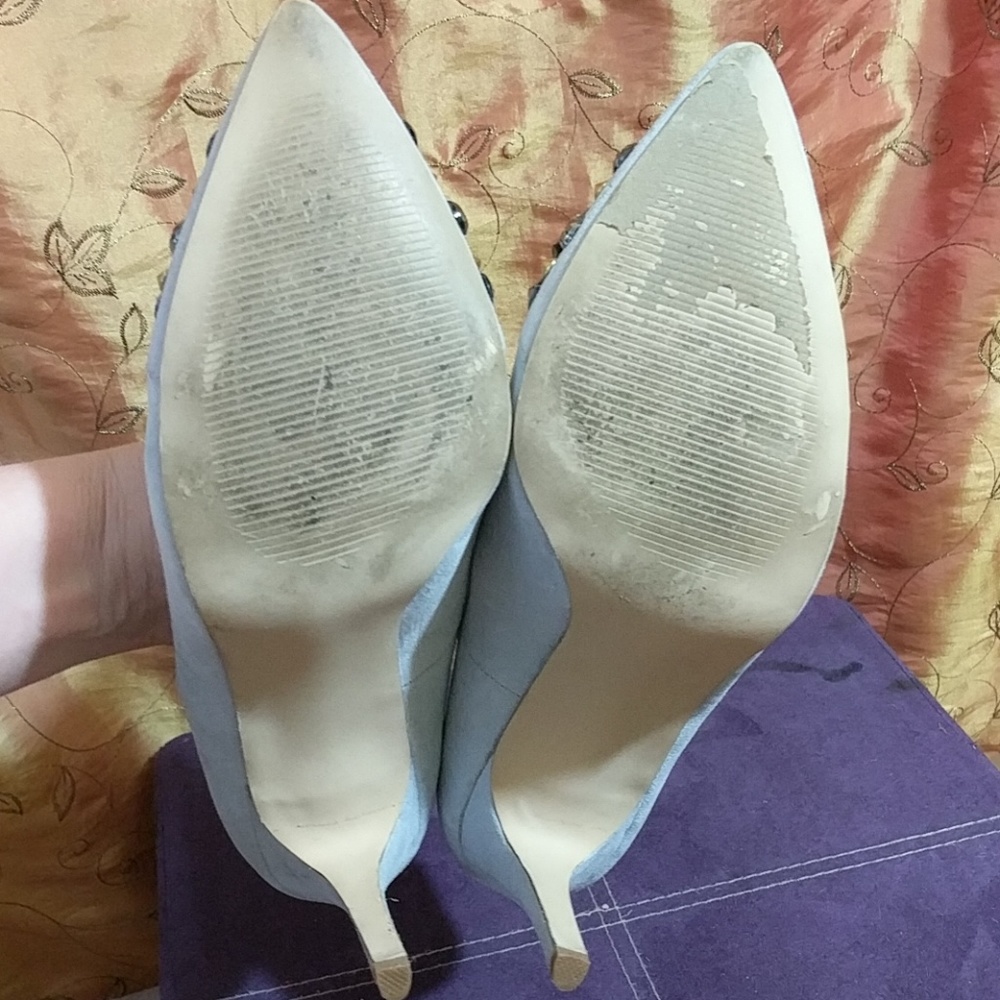 Shoes - Picture 3 of 4
